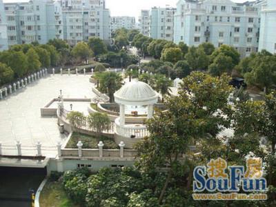 华高新苑南苑外景图