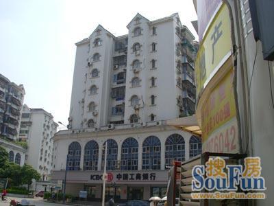 华景新城豪门阁2室2厅1卫东朝向4600.00元/月出租
