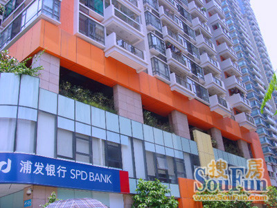 华曦大厦3室1厅1卫东朝向7500.00元/月出租
