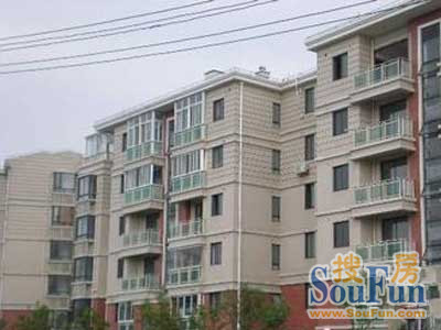 海立华亭3室2厅2卫南北朝向5000.00元/月出租