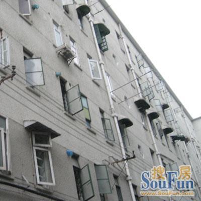 日晖二村1室1厅1卫南朝向6800.00元/月出租