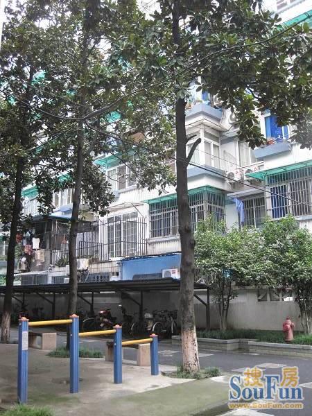 沿山河新村二手房实景图
