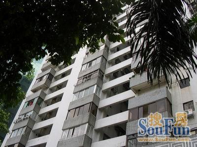 建兴大厦3室2厅1卫东南朝向2700.00元/月出租