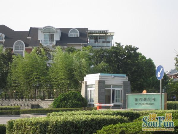 新西湖花园6室3厅4卫南朝向50000.00元/月出租