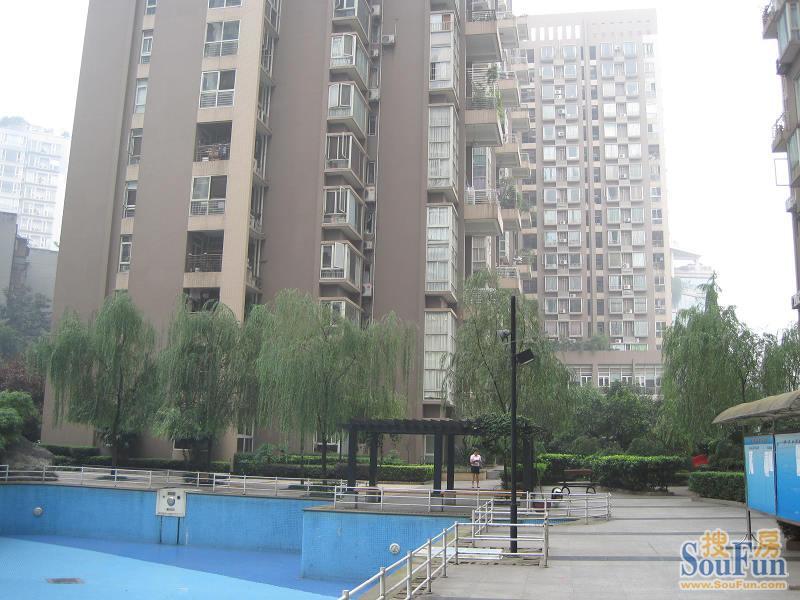 南府锦2室1厅1卫东南朝向2600.00元/月出租