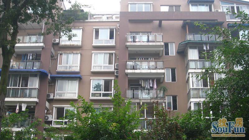 东润风景A区3室1厅1卫南朝向2900.00元/月出租