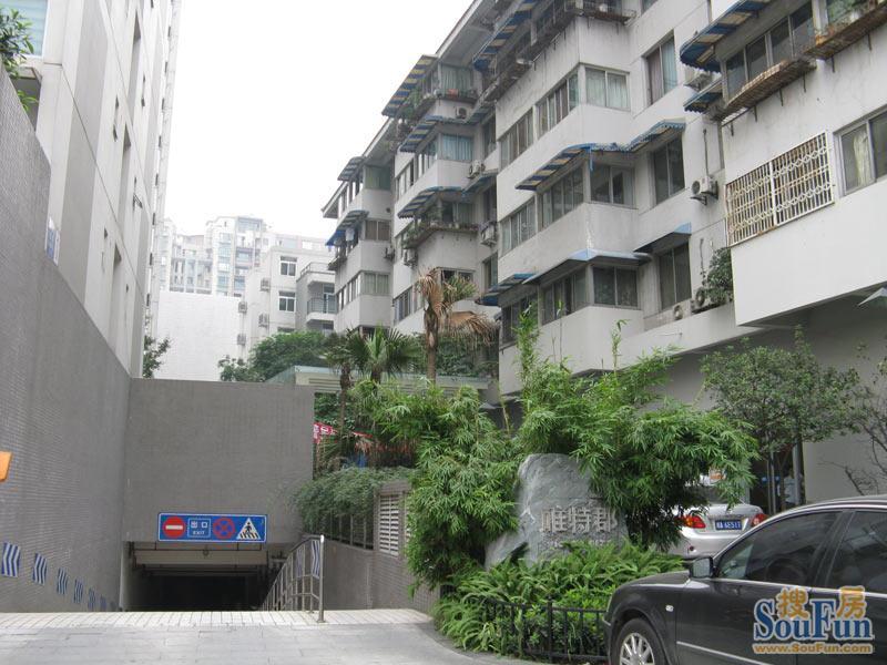 唯特郡1室1厅1卫东朝向1700.00元/月出租