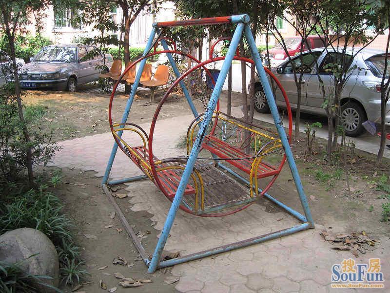 成都电力局宿舍3室2厅1卫南朝向2900.00元/月出租