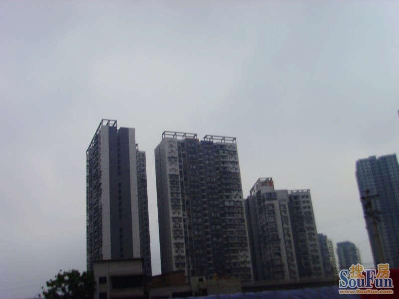 红槽房2室1厅1卫北朝向600.00元/月出租