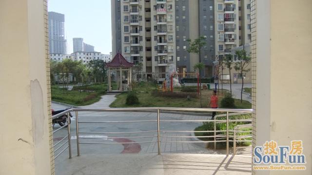 中兴华庭2室2厅1卫南朝向2500.00元/月出租