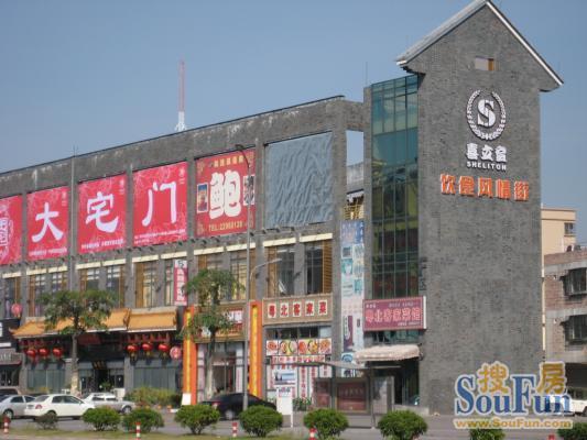 绿景苑4室2厅3卫南朝向3500.00元/月出租