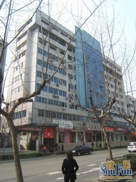 荣德大厦1室1厅1卫东南朝向1800.00元/月出租