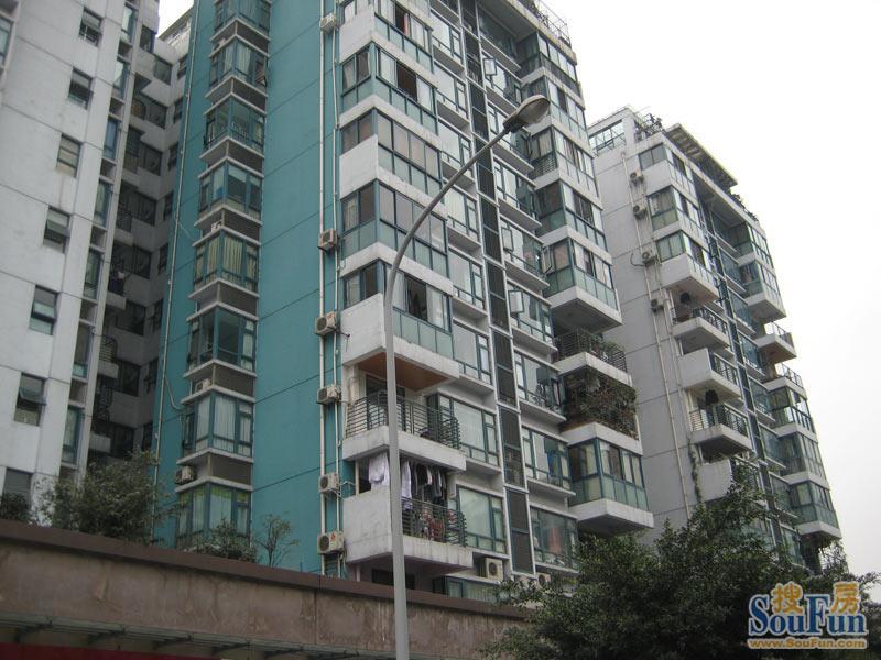 龙华阳光2室1厅1卫西南朝向2208.00元/月出租