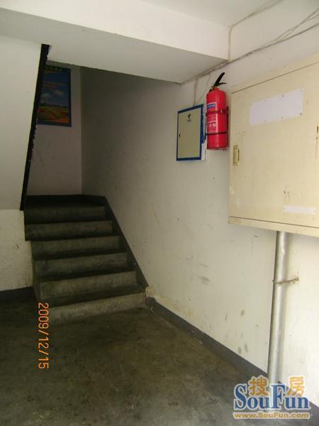 紫荆北路58号院1室1厅1卫东朝向2000.00元/月出租