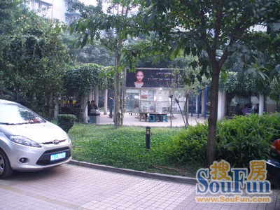东圣民居2室1厅1卫东南朝向2400.00元/月出租