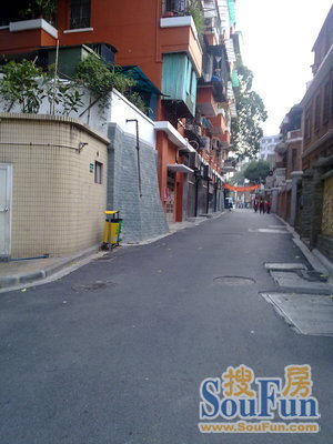 启明一马路小区3室2厅1卫南朝向9000.00元/月出租