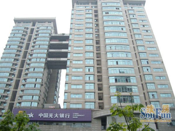 成都高速大厦3室2厅2卫西南朝向4500.00元/月出租