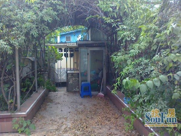 桂王桥东街4号院3室2厅2卫东南朝向2800.00元/月出租