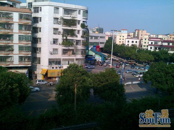 罗村外滩2室1厅2卫东朝向2000.00元/月出租