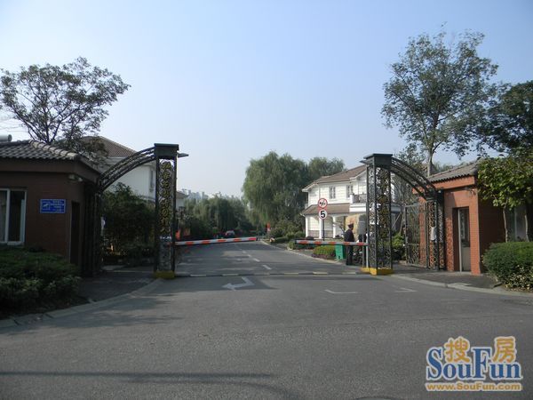 都市桃源1室1厅1卫北朝向1500.00元/月出租