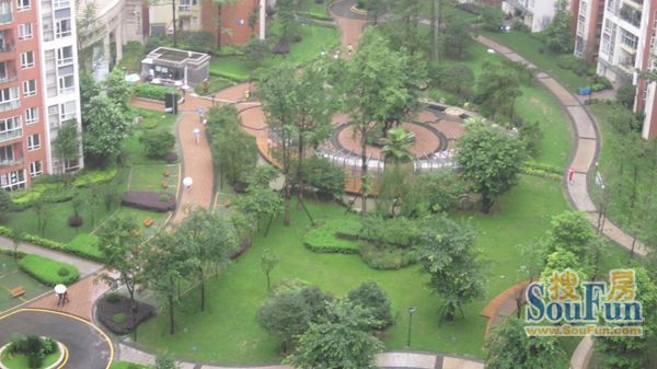 红枫岭二期2室1厅2卫东南朝向2400.00元/月出租