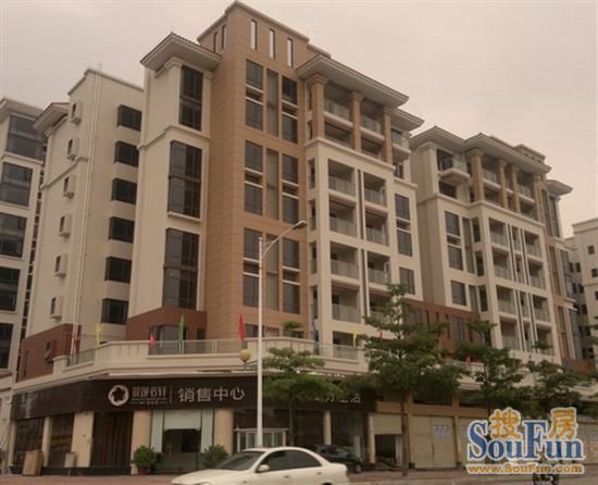 景逸名轩3室2厅2卫东南朝向2400.00元/月出租