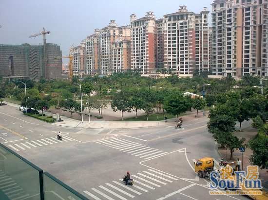 景峰轩1室1厅1卫南朝向2000.00元/月出租