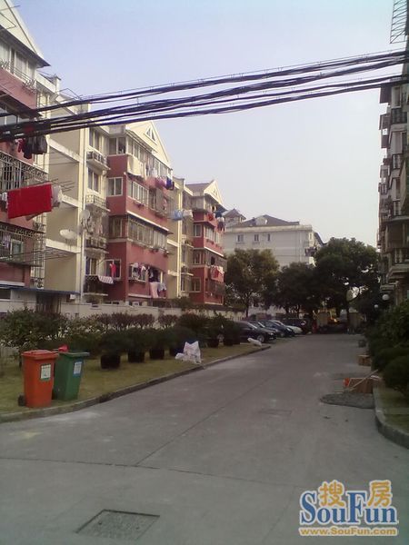 芳华路503弄小区二手房实景图