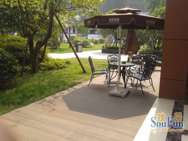 尚港领地2室2厅1卫西南朝向2000.00元/月出租