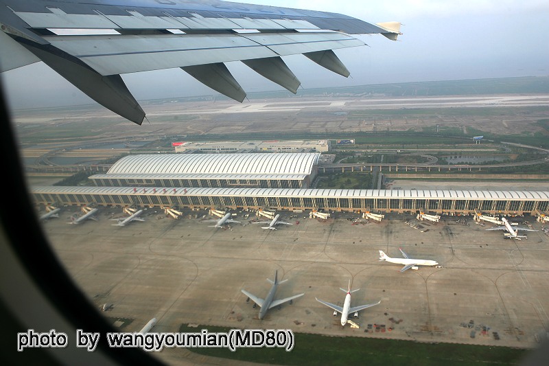 浦东国际机场第一和第三跑道实现联通