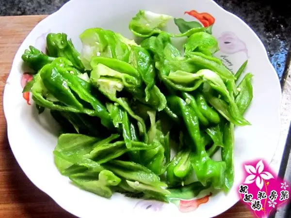 【每日一菜征集】兜兜妈私房菜-湖南腊肉炒扁豆