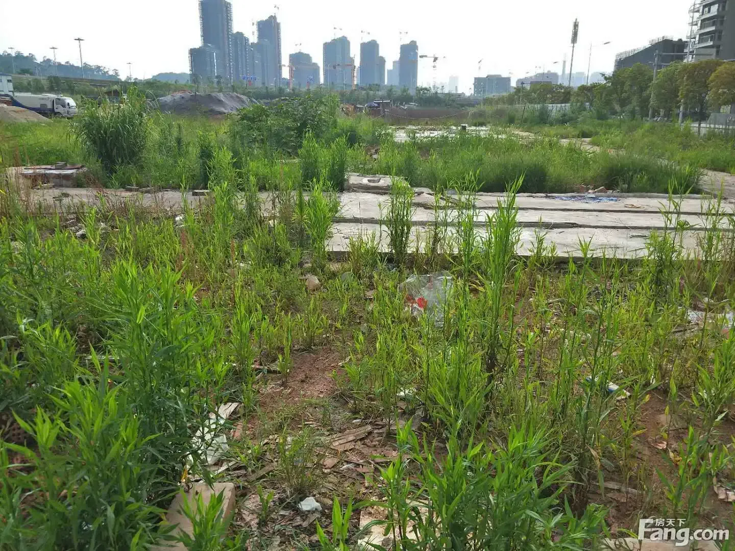 五象新区 总部基地 航洋城旁 38亩 商业用地 公司急转