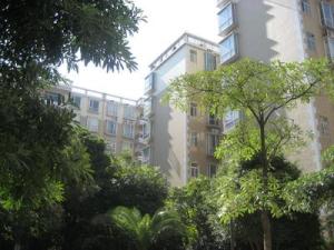 500米内教育资源丰富,锦砖好小区,安保好,步梯中层