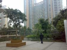 此房满2年,中间楼层,户型方正,视野宽阔