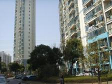 中心位置送大花园,大一房可改两房,诚意卖,价格可谈
