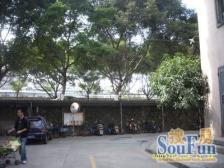 格局方正,业主诚心出售,要钱不要房,钥匙在手