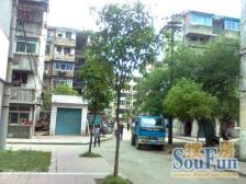 十二中,离赣江近,大型小区,配套齐全,交通方便