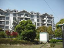 环境优美,交通便利,采光充足,主卧朝南,得房率高