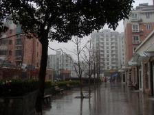 地铁口精装复式,采光充足位置很好