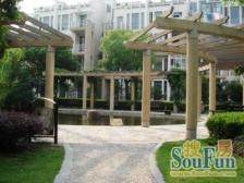 一梯两户,主卧朝南,环境优美,精装修,精装好房