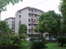 新上房源!三房格局,楼层好,近地铁,业主诚意出售!