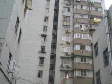 学*三房它来了 中间楼层南北通采光充足 自住很NICE