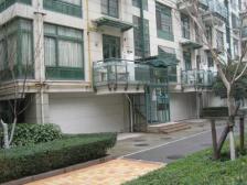 上叠别墅,附南北露台约50㎡,附双车位,半地下室