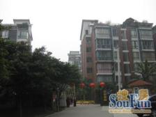 香槟花园 4室3厅 东 西