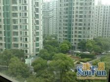 新出三房两厅两卫 位置安静 满五 楼层好 业主诚意卖