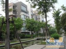 楼层位置佳,视野开口,近小区正门,出入方便