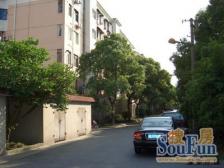 此房满五年,买进高,税费少,交通便利,业主诚意出售