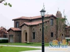 品质小区、栋位别墅,南进门,大花园,挑空厅