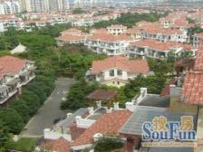 国际公馆顶楼复式 5房3卫 带露台