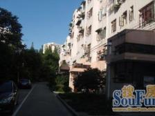 一室半 带天井 美丽家园 7号地铁口附近 满五无s